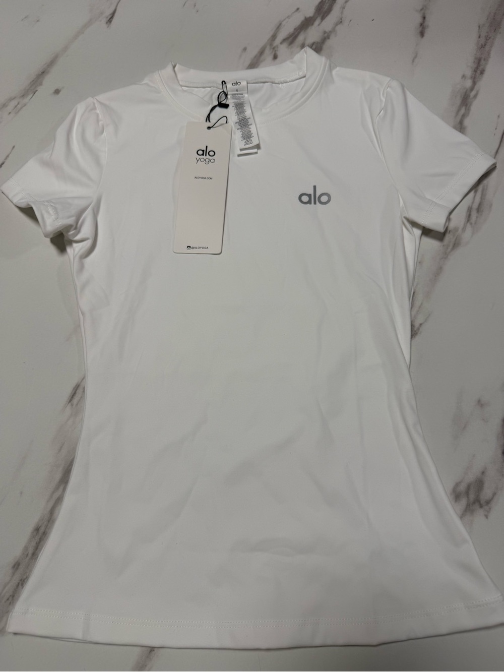 ALO Yoga White Short Sleeve Athletic Tee
